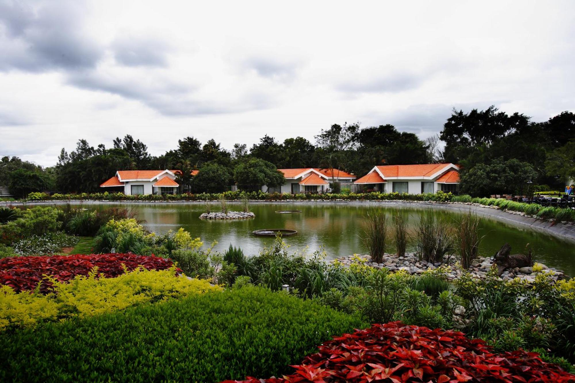 Silent Shores Resort & Spa Mysore Exterior photo